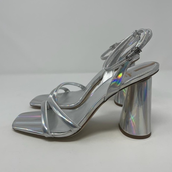 NIB Sam Edelman Kia Strappy Block Heel Sandal in Silver Metallic - Picture 12 of 13